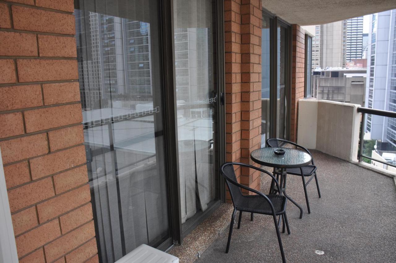Accommodation Sydney - Kent Street Sydney Cbd Top Floor 2 Bedroom Apartment With Balcony Exterior photo