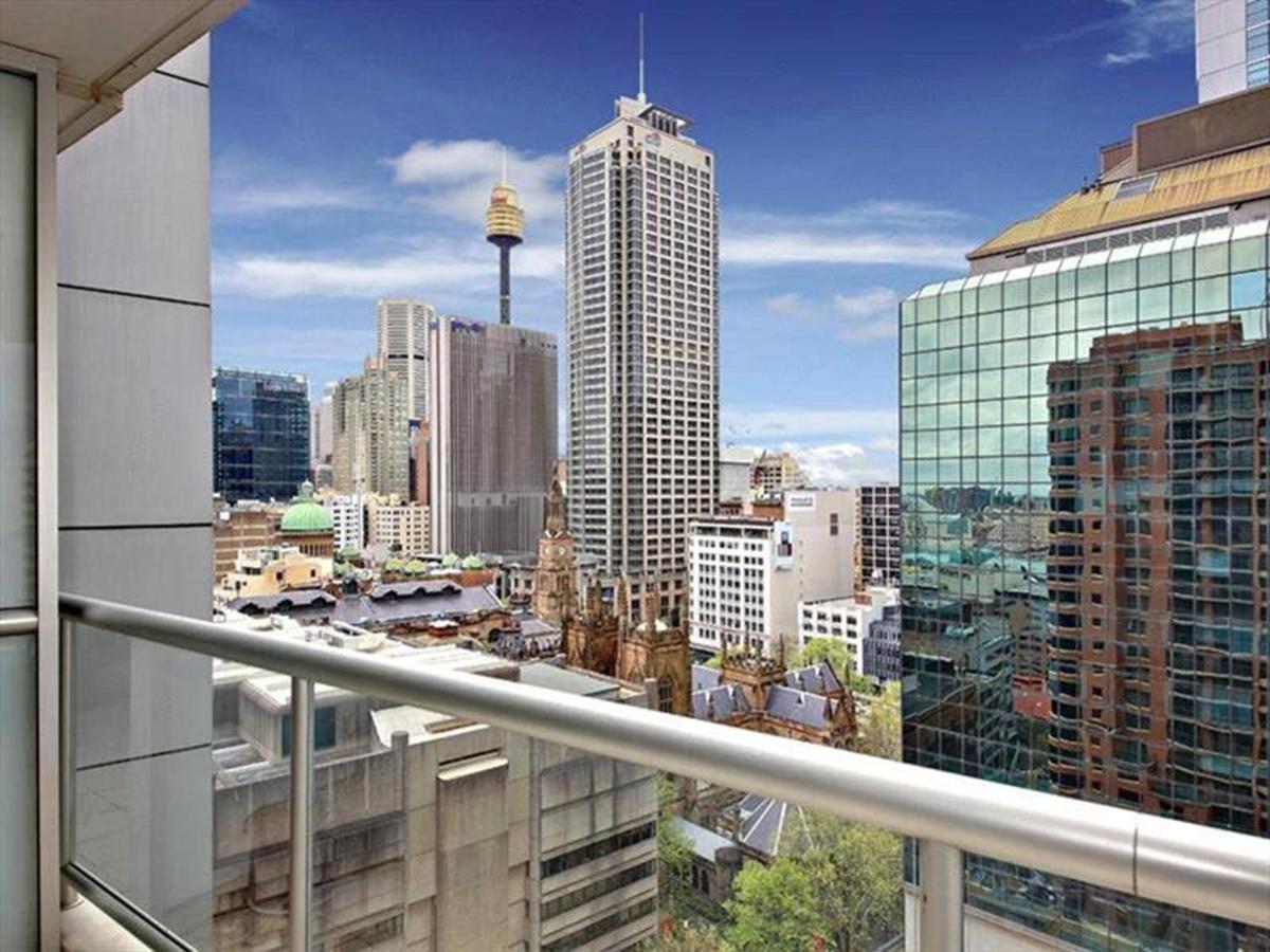 Accommodation Sydney - Kent Street Sydney Cbd Top Floor 2 Bedroom Apartment With Balcony Exterior photo